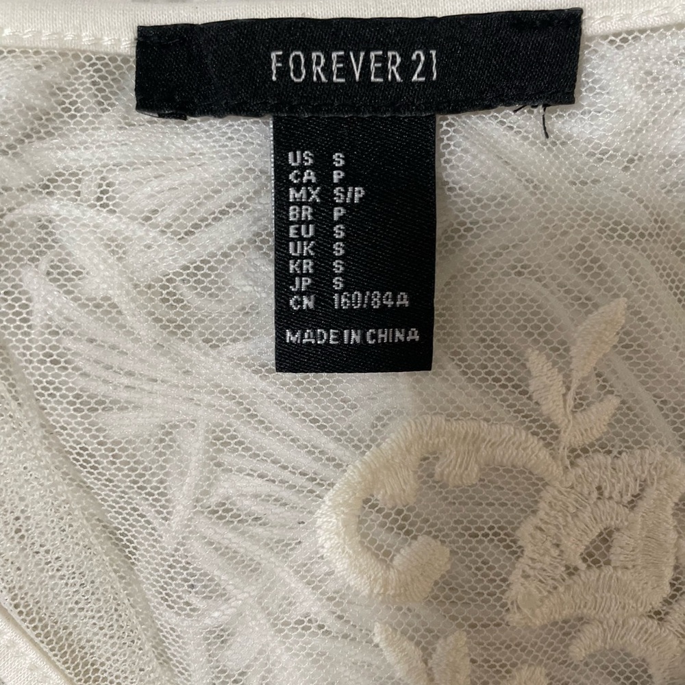 Forever 21 Whimsigoth Y2K Fairy Boho Festival Ethereal Western Resort Lace Top S - Picture 4 of 9